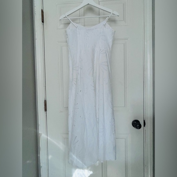 White 100% Cotton Eyelet Seashell Pattern Slip Dress - Picture 8 of 12